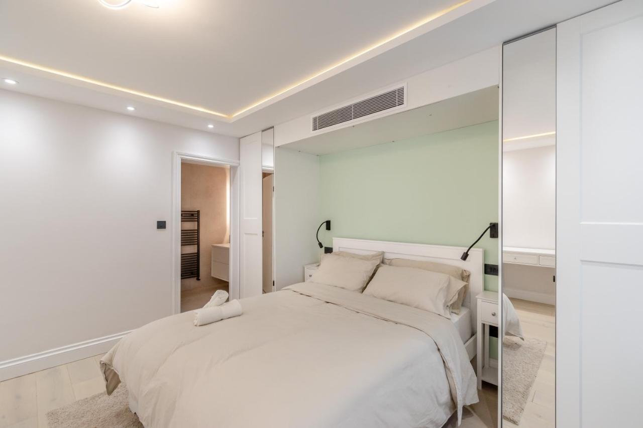 Apartamento Modern Garden Flat With Private Parking Londres Exterior foto