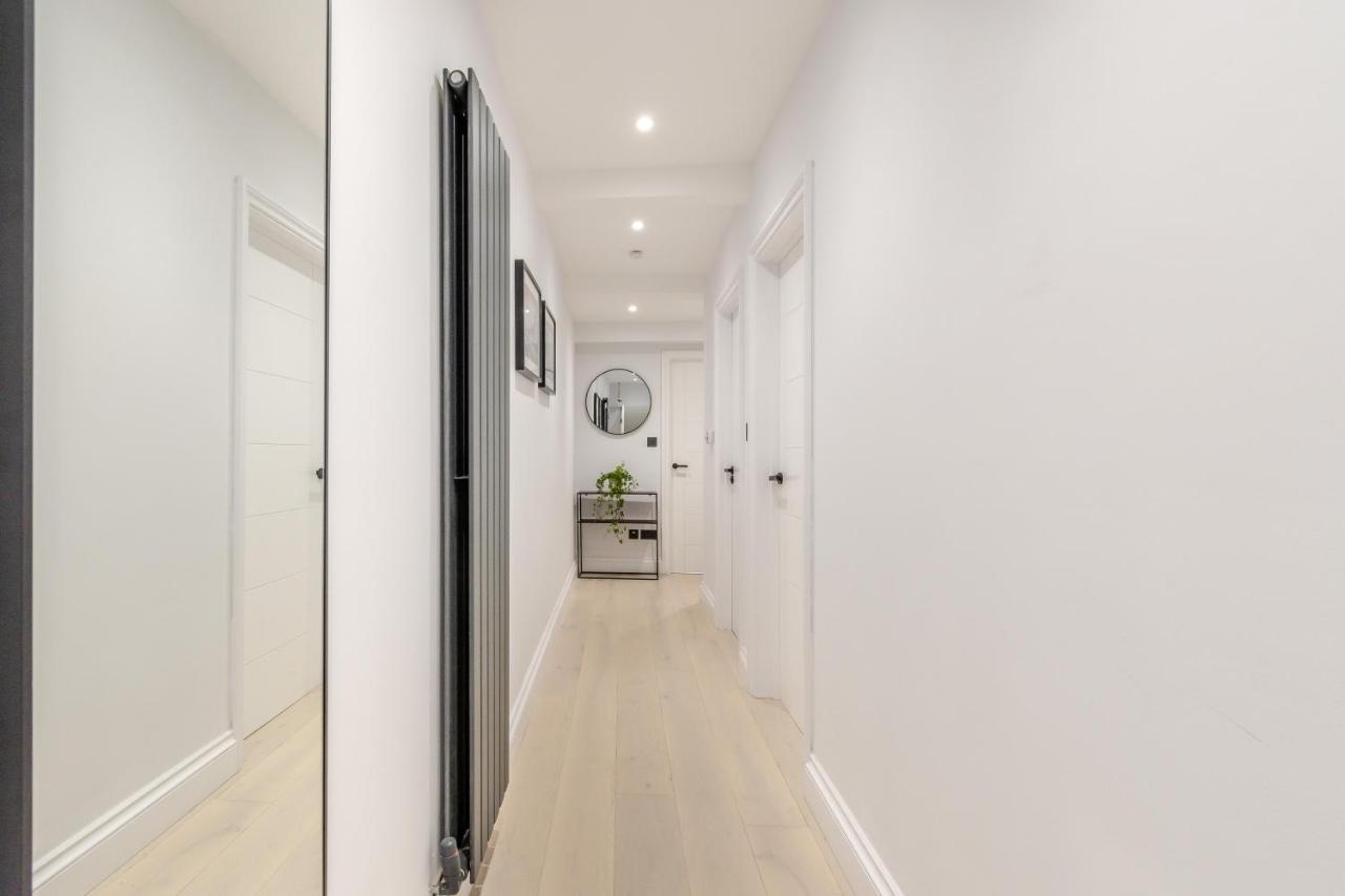 Apartamento Modern Garden Flat With Private Parking Londres Exterior foto