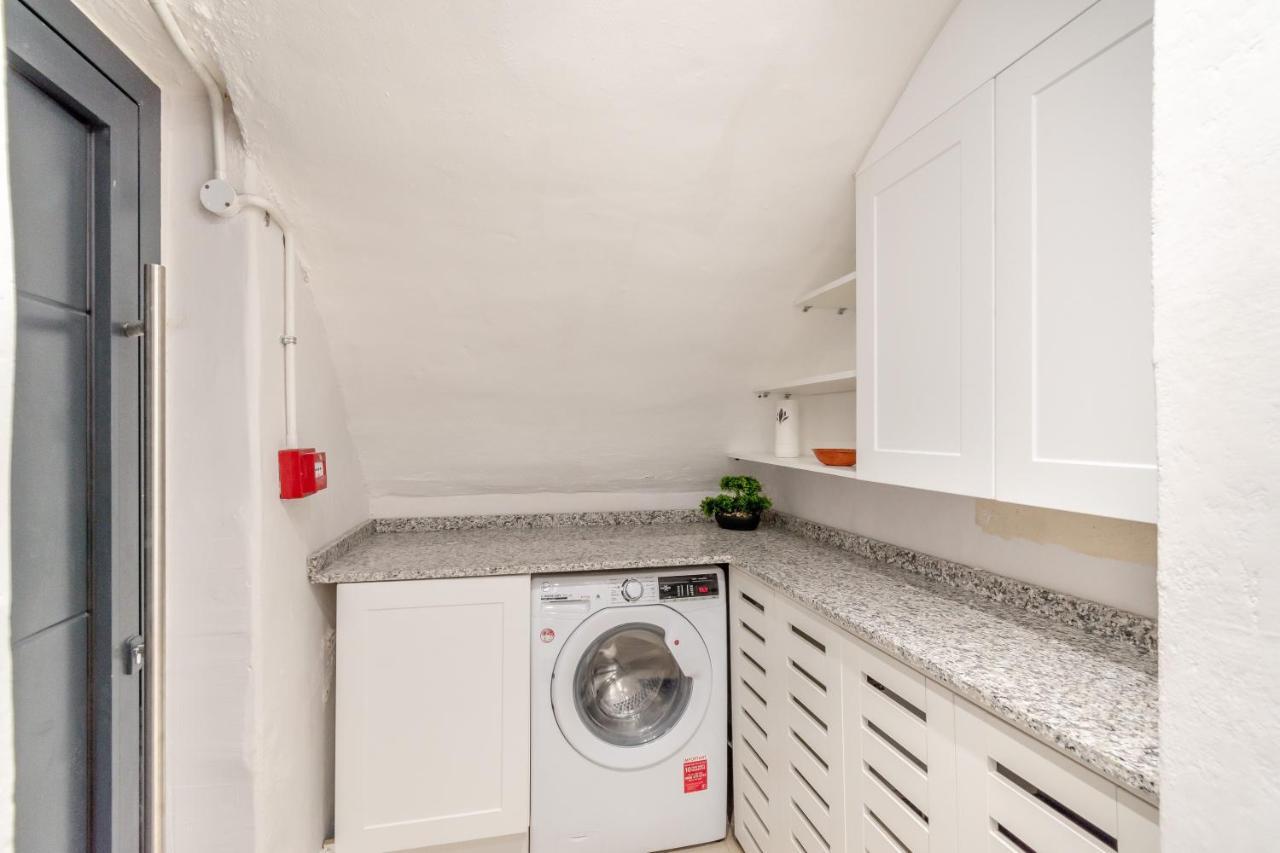 Apartamento Modern Garden Flat With Private Parking Londres Exterior foto